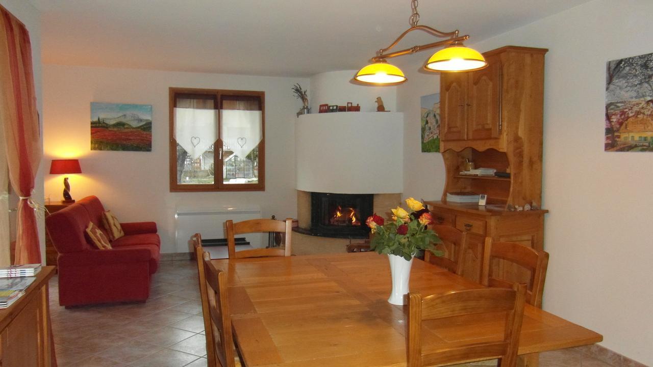 Au Vieux Tilleul Bed & Breakfast Veynes Exterior foto